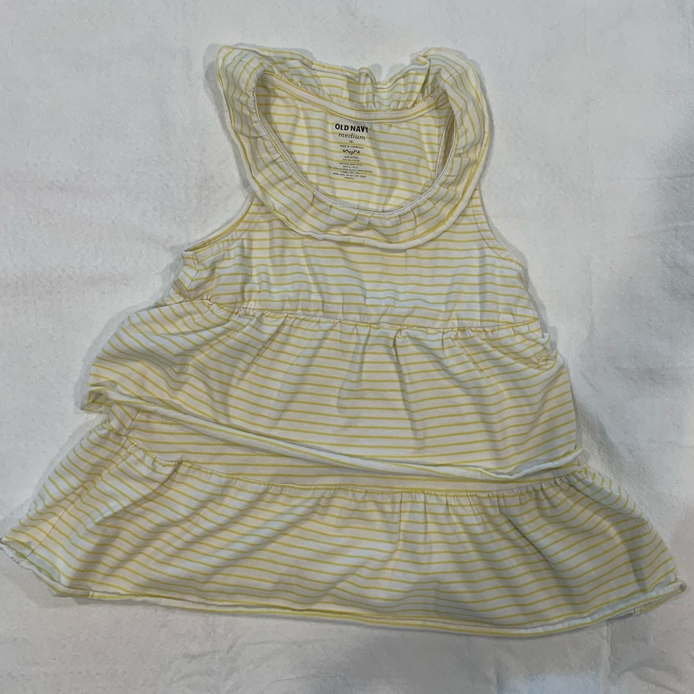 Old Navy cute girls top Size Medium (8)! 💛